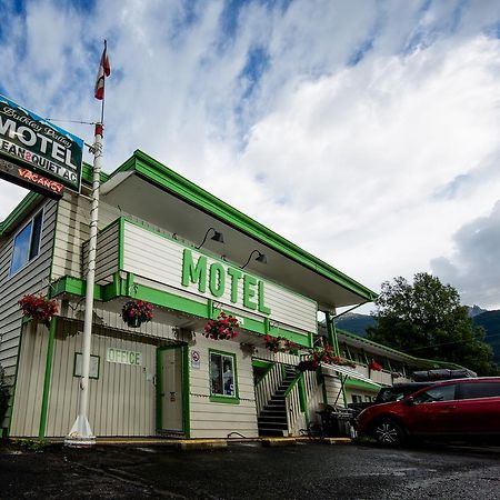 Bulkley Valley Motel New Hazelton Exterior photo