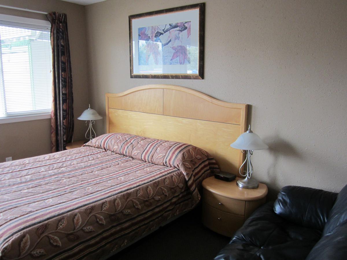 Bulkley Valley Motel New Hazelton Exterior photo