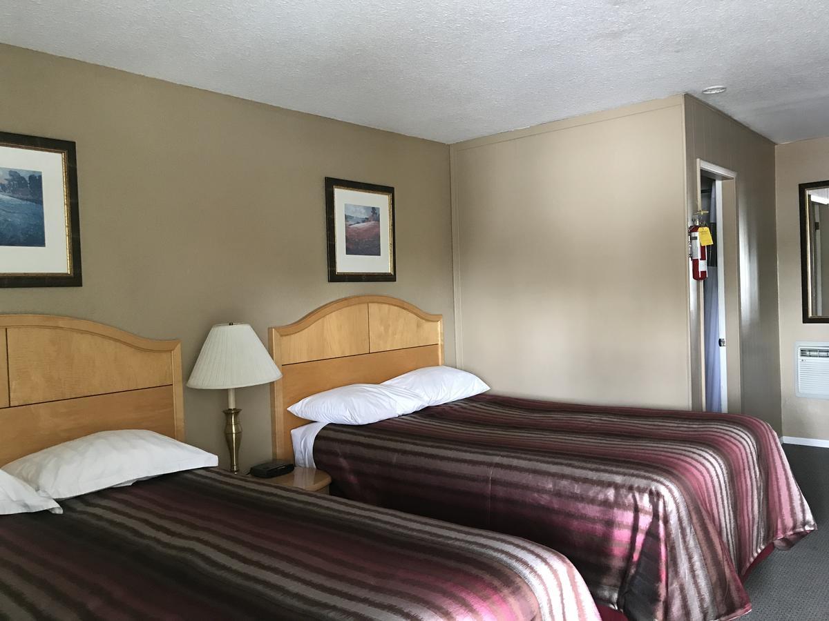Bulkley Valley Motel New Hazelton Exterior photo